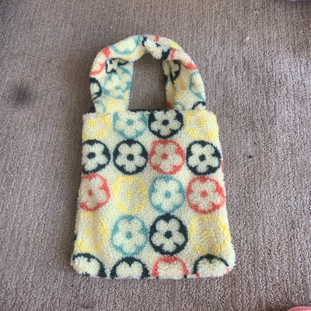 Fuzzy floral tote